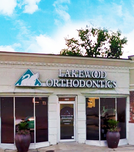 Lakewood Orthodontics entrance